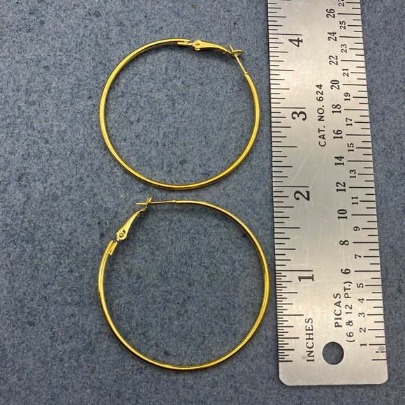 Hoop Pierced Earrings Gold Yellow Latch 1.75 Inch Simple Classic Retro Soft Girl - Picture 3 of 3